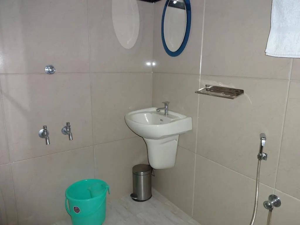 Sapphire Inn Nedumbassery 2*,